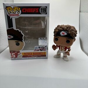 New In Box‎ Funko Pop Patrick Mahomes #119